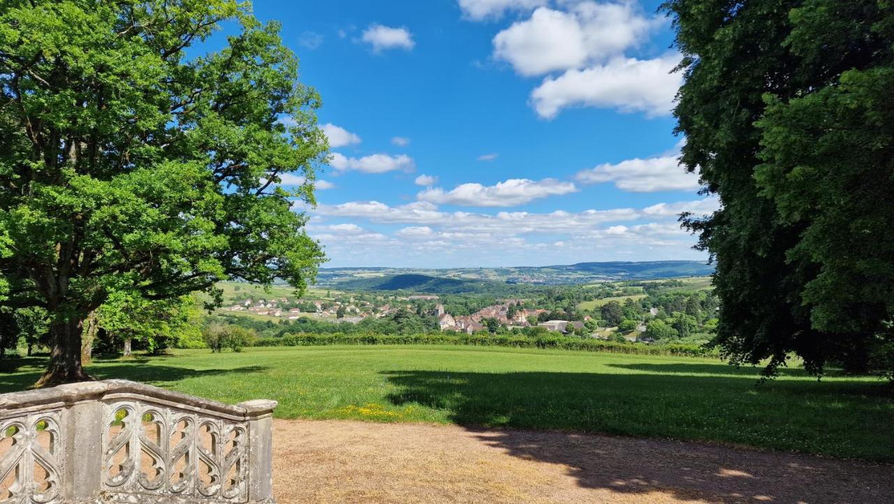 Chateau De Montpatey Couches Exterior foto